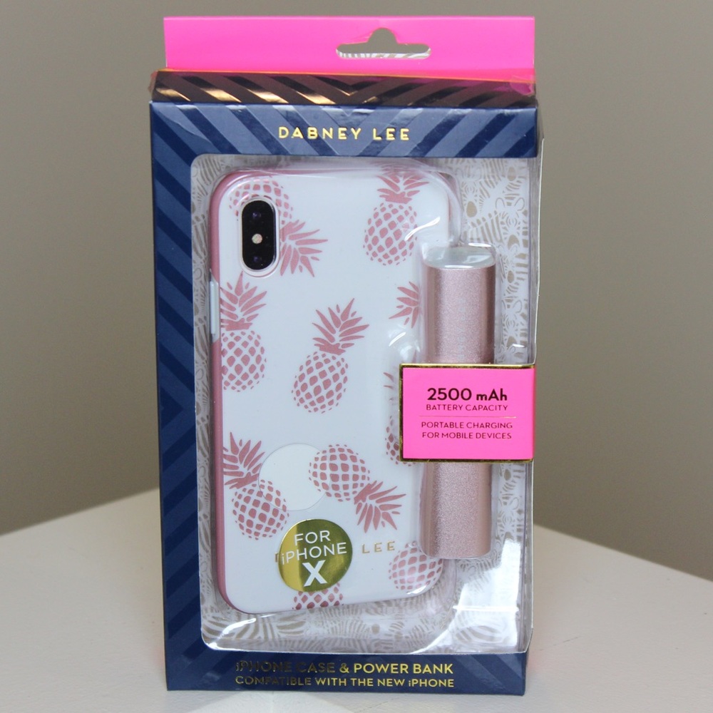 NWT 💎 iPhone X Dabney Lee Phone Case & Power Bank